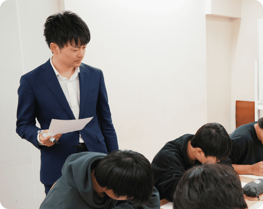 講師と生徒の写真